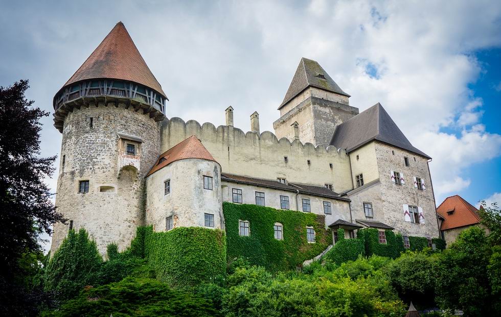 Burg Heidenreichstein